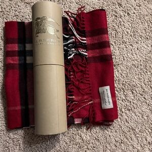 Brand new original packaging, Burberry Classic Red and Black Plaid Scarf